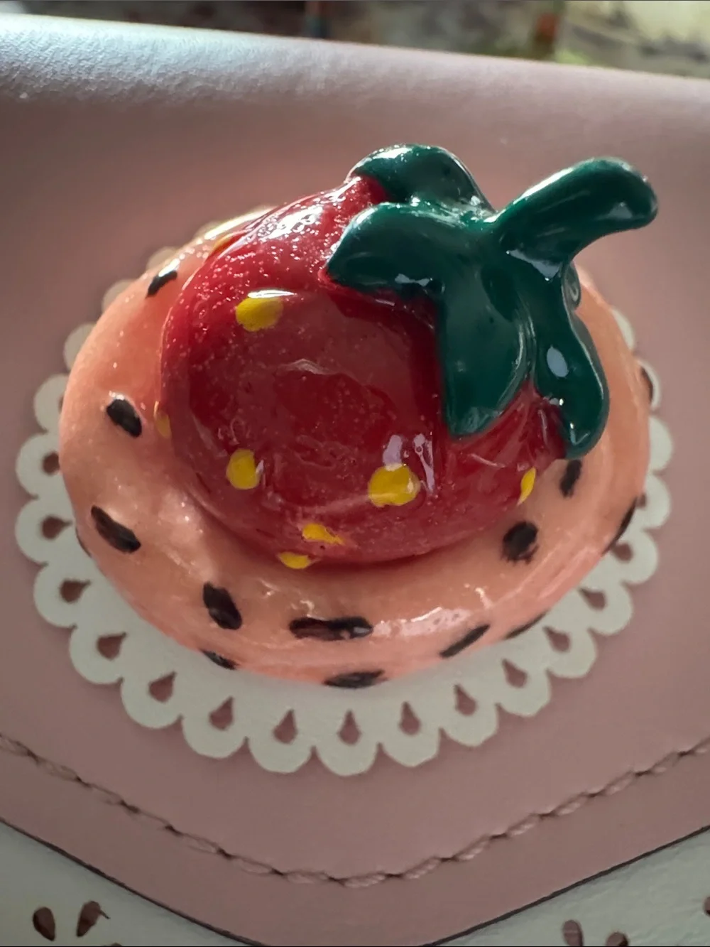 Moschino Cake 🍰 Slice Look 25 Clutch Pink Macaron Strawberry Bakery Bag Purse